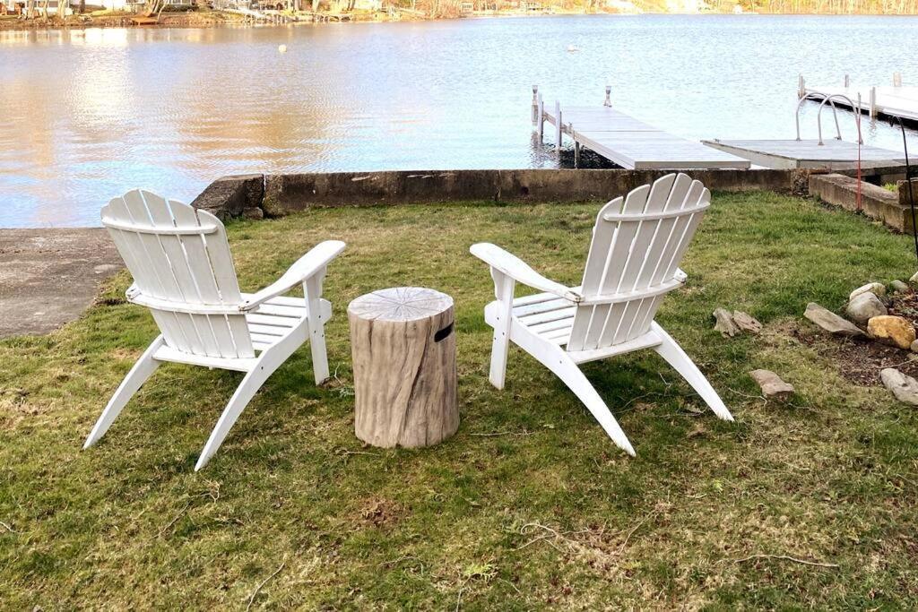 Lake Attitash Waterfront W/ Private Dock Amesbury Exteriér fotografie