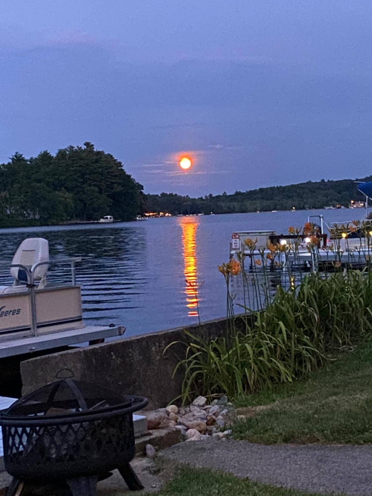 Lake Attitash Waterfront W/ Private Dock Amesbury Exteriér fotografie